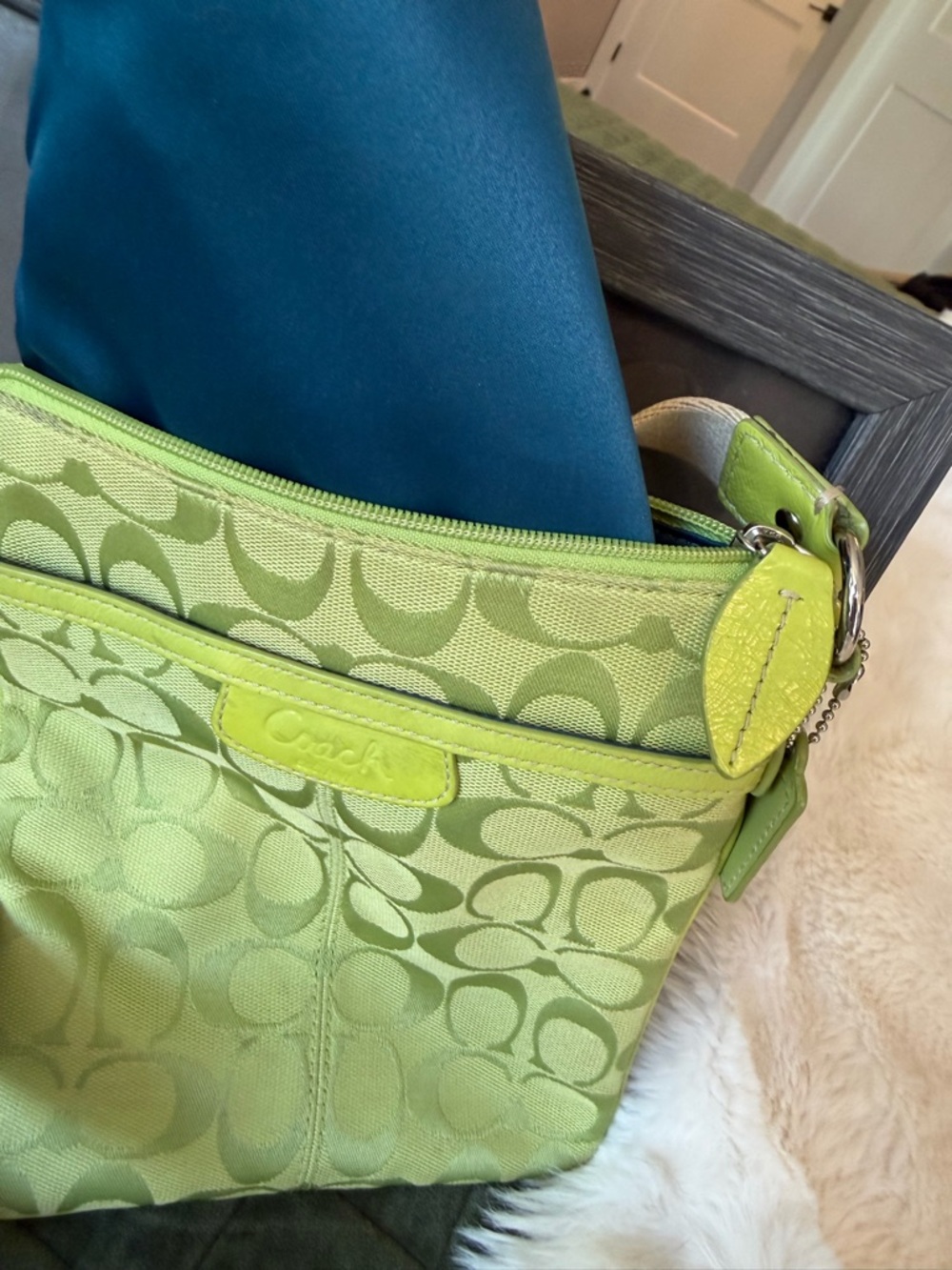 Coach Lime Green Signature Crossbody Bag - Picture 4 of 6
